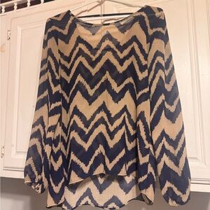 Chic Nation Navy and Beige Zigzag Blouse